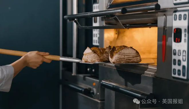 烤死还有员工受困大冰柜10年后仅剩白骨？爱游戏超市恐怖怪谈！女工误入烤箱被活活(图4)